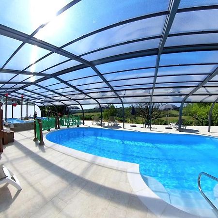 Camping Les Terrasses De Dordogne Rouffignac Saint-Cernin 외부 사진