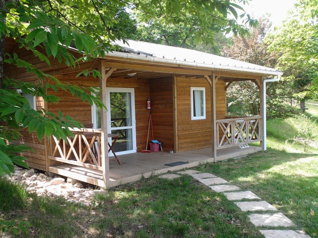Camping Les Terrasses De Dordogne Rouffignac Saint-Cernin 객실 사진