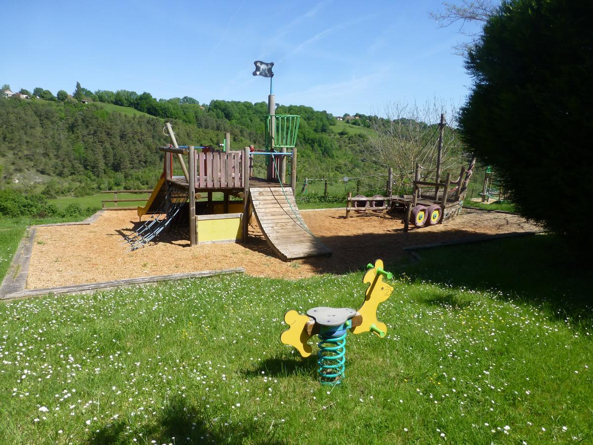 Camping Les Terrasses De Dordogne Rouffignac Saint-Cernin 외부 사진